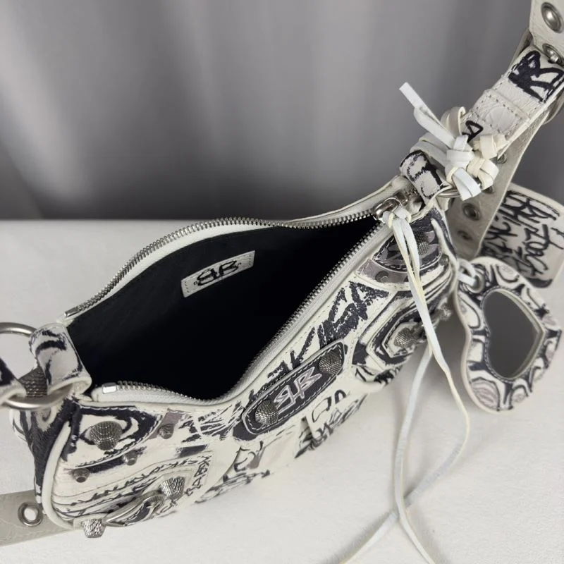 SoftTouch Balenciaga  GraffitiBalenciaga Le Cagole Half-Moon Bag 38399