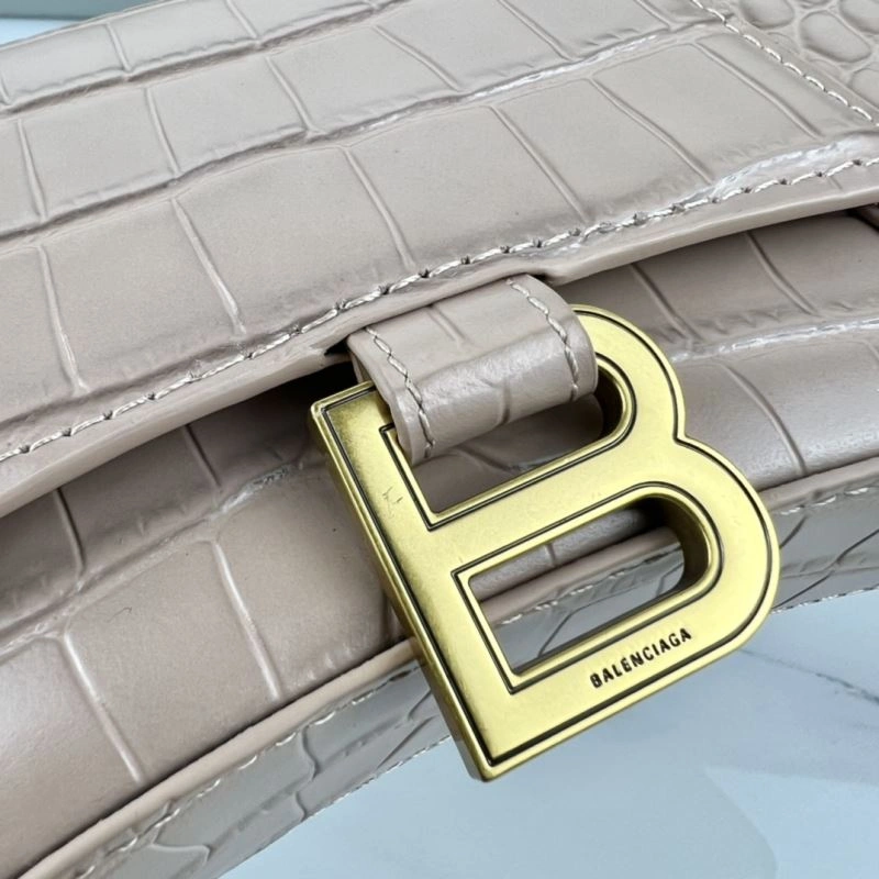 Balenciaga  Hourglass Chain Crossbody Bag in Cowhide Leather UrbanStyle 78641