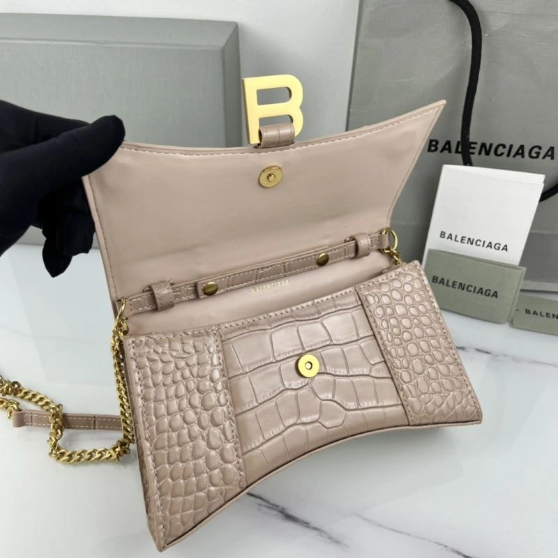 Balenciaga  Hourglass Chain Crossbody Bag in Cowhide Leather UrbanStyle 78641