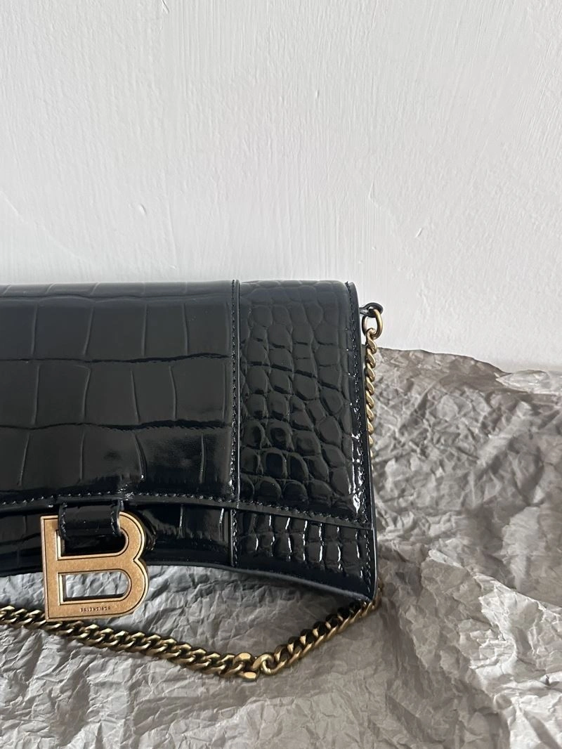 GoodFit Balenciaga Chic Hourglass Crocodile Chain Bag -  Elegance 66987