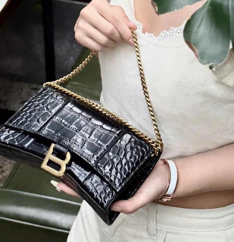 GoodFit Balenciaga Chic Hourglass Crocodile Chain Bag -  Elegance 66987
