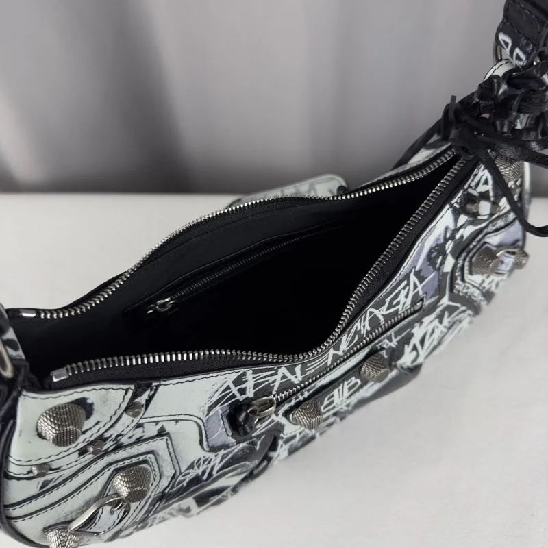Trendsetting Balenciaga  Motorcycle-Inspired  Le Cagole Half-Moon Bag 38334