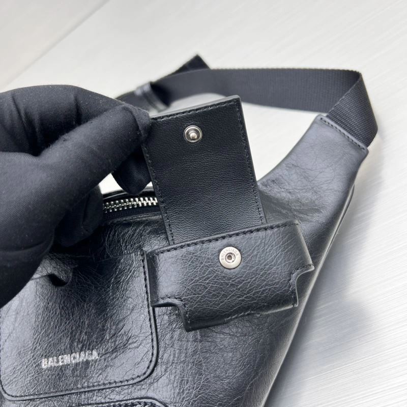 Thermal Balenciaga  Black Motorcycle Multi-Pocket Waist Bag for Travel 78547