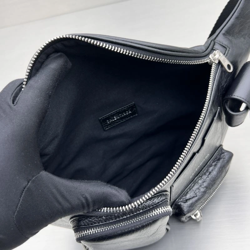 Thermal Balenciaga  Black Motorcycle Multi-Pocket Waist Bag for Travel 78547
