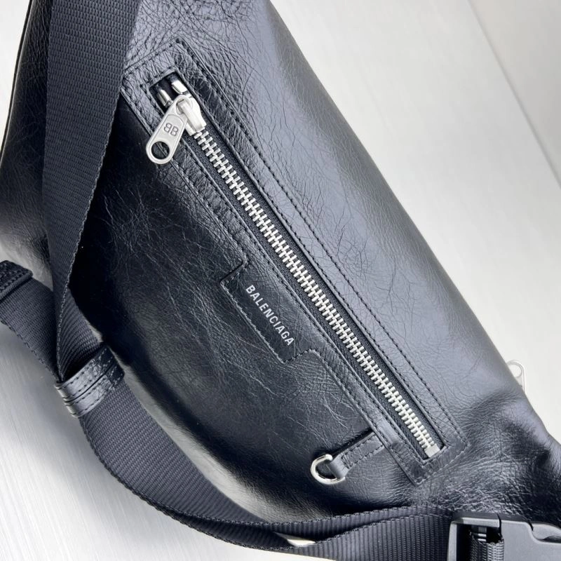 Thermal Balenciaga  Black Motorcycle Multi-Pocket Waist Bag for Travel 78547