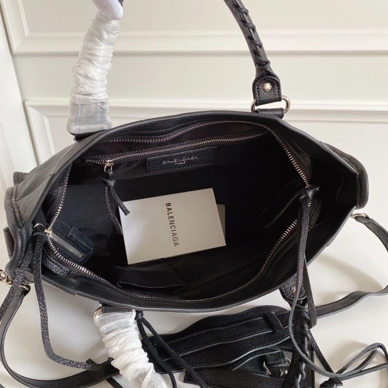 Balenciaga  Italian Goat Leather Motorcycle Bag with Studs - 38cm Cozy 66933