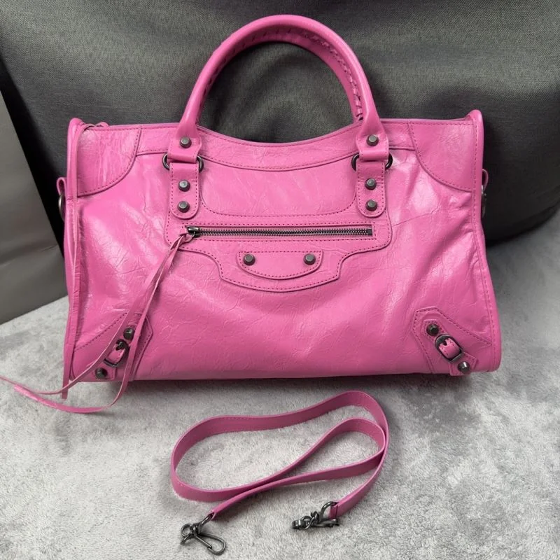 Elegant Balenciaga  Motorcycle Bag - Streamlined Elegance 38267