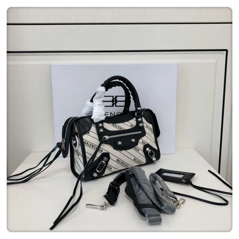 Flexible Balenciaga  Motorcycle Bag with Diagonal Print Design 78767