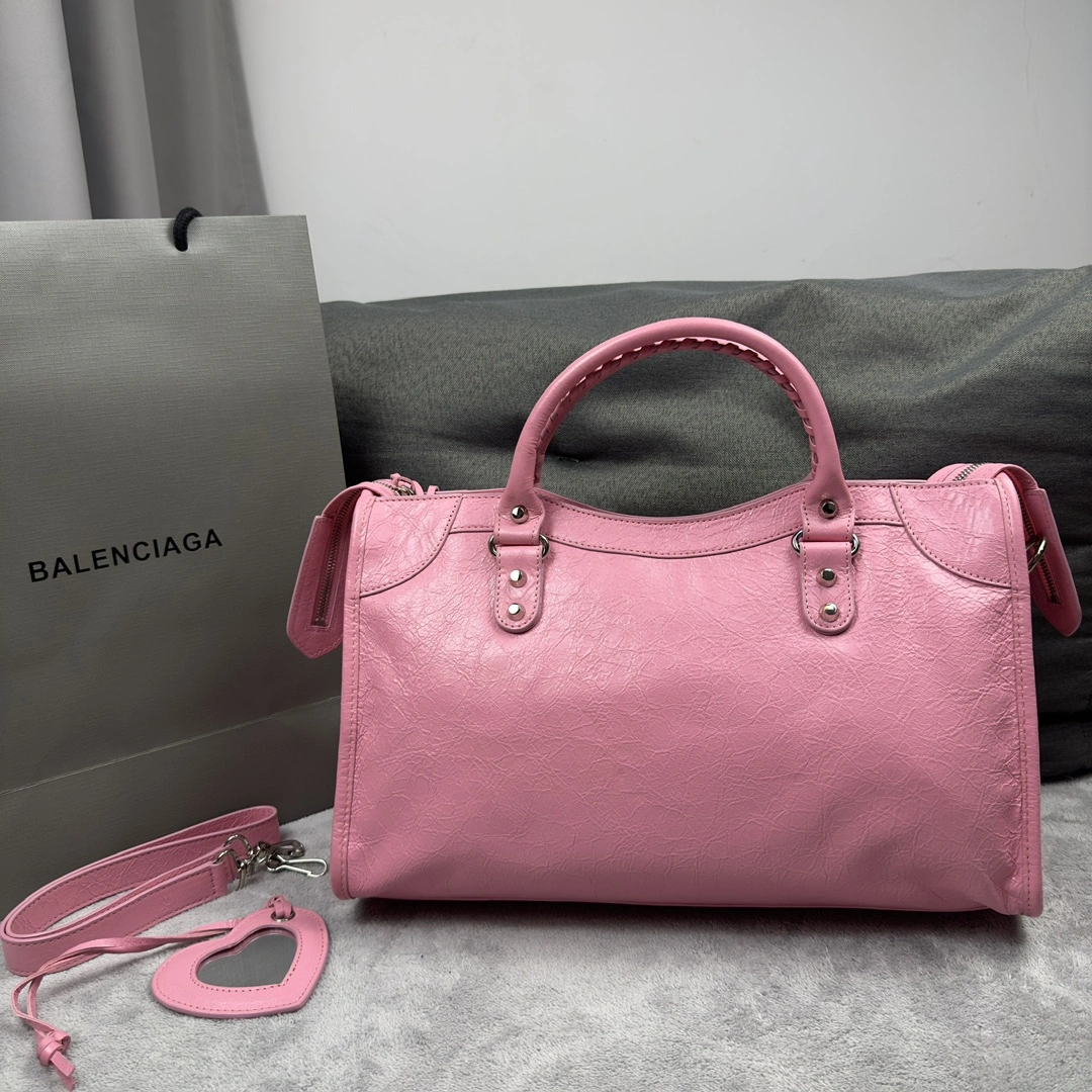 Balenciaga Classic Series  Motorcycle Bag - Elegant Comeback Trendsetting 64646