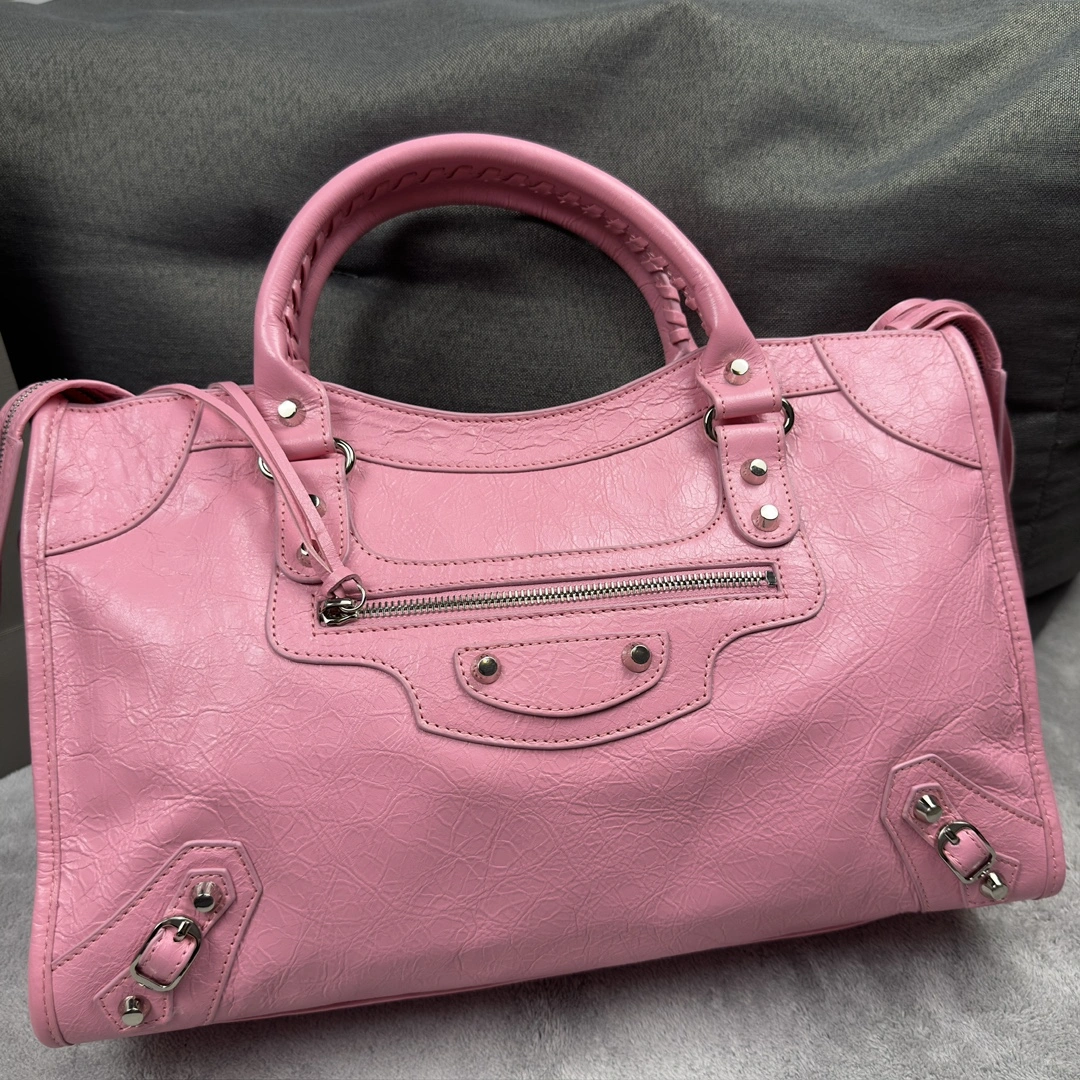 Balenciaga Classic Series  Motorcycle Bag - Elegant Comeback Trendsetting 64646