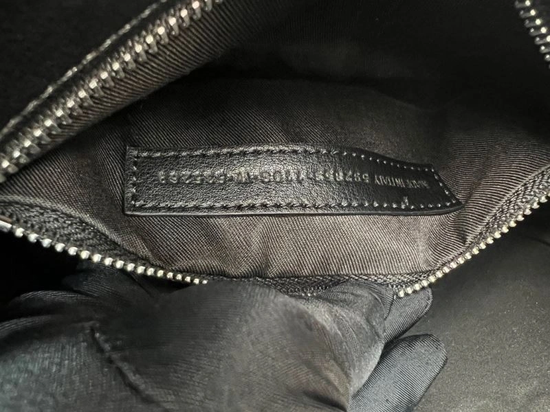 Balenciaga  Black BB23ss Leather Handheld Small Bag - 24.5x22x7cm Stylish 78571
