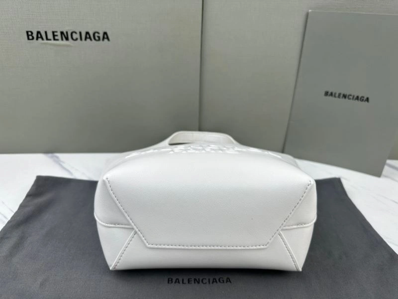 Balenciaga  Full Leather White BB23ss Handheld Small Bag Trendy 78561