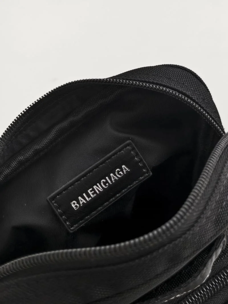 SmartChoice Balenciaga  Waterproof Nylon Army Crossbody Bag 38242