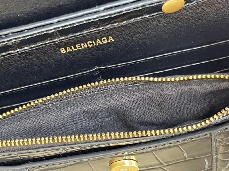 Balenciaga Crocodile Gold Buckle Hourglass Chain Bag byBalenciaga Tailored 38284