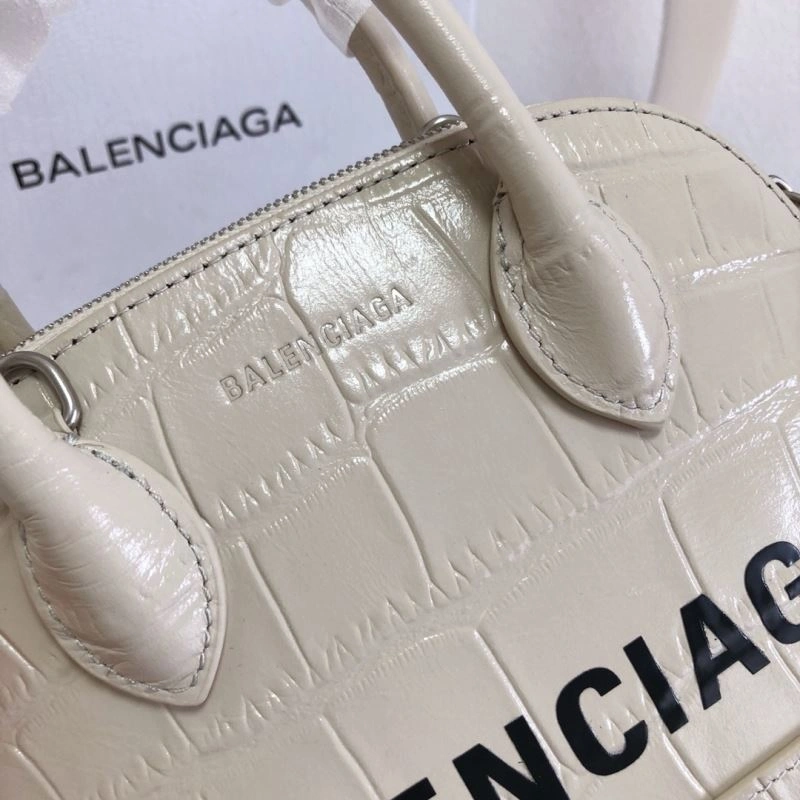 Balenciaga Crocodile Mini Shell Bag in Light Beige Unique 78550