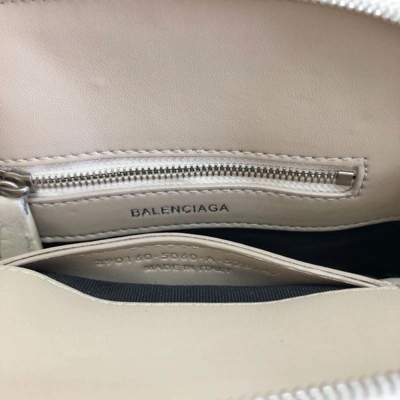Balenciaga Crocodile Mini Shell Bag in Light Beige Unique 78550