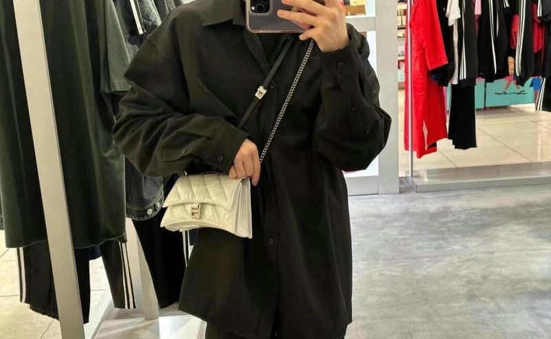 SmoothTexture Balenciaga Crush Mini Hourglass Bag with Metal Chain Strap 78662
