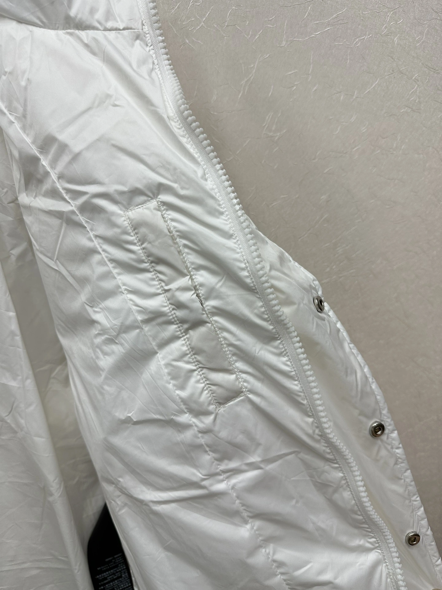 Resilient Balenciaga Down Jackets 98907