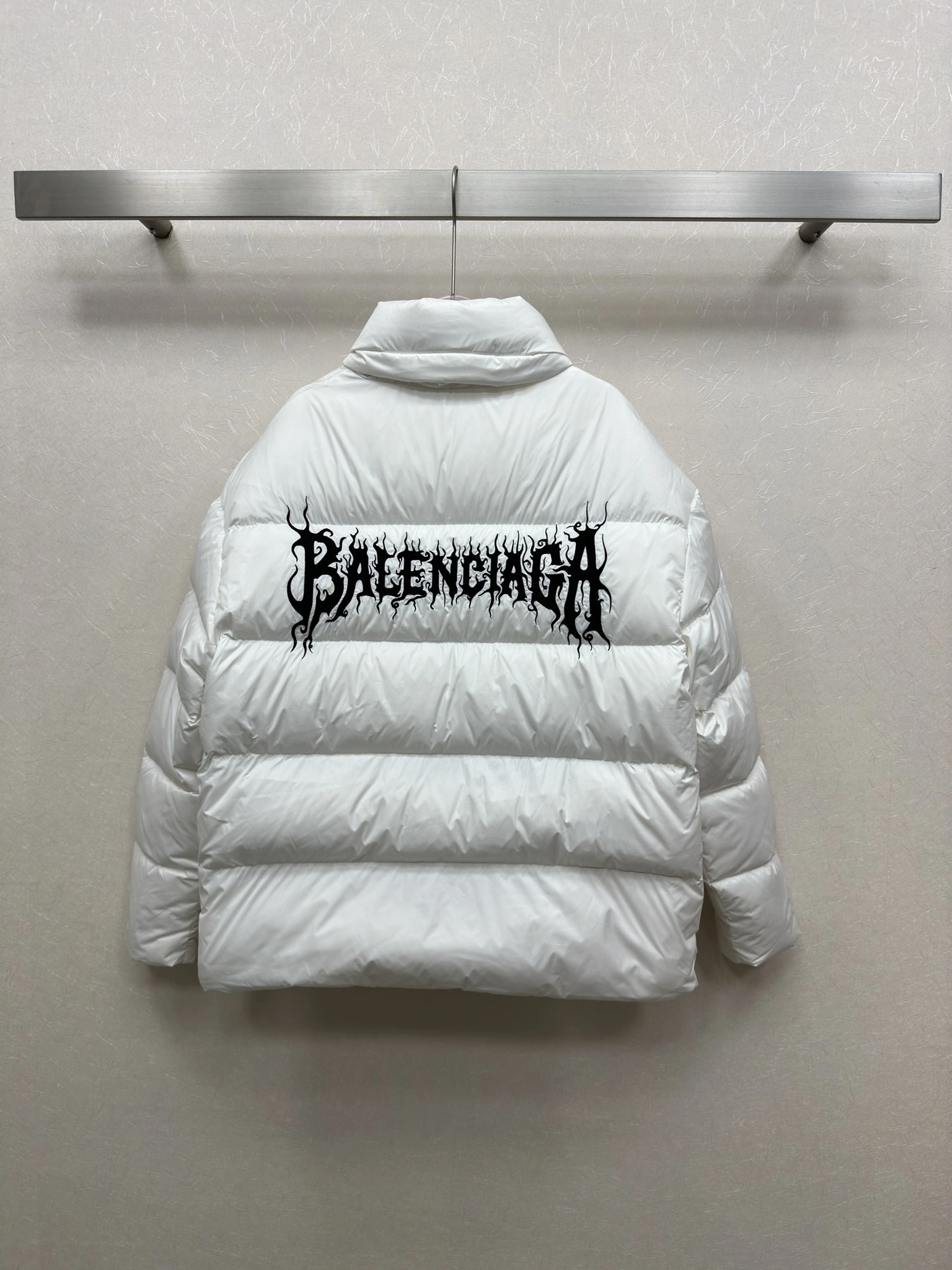Resilient Balenciaga Down Jackets 98907