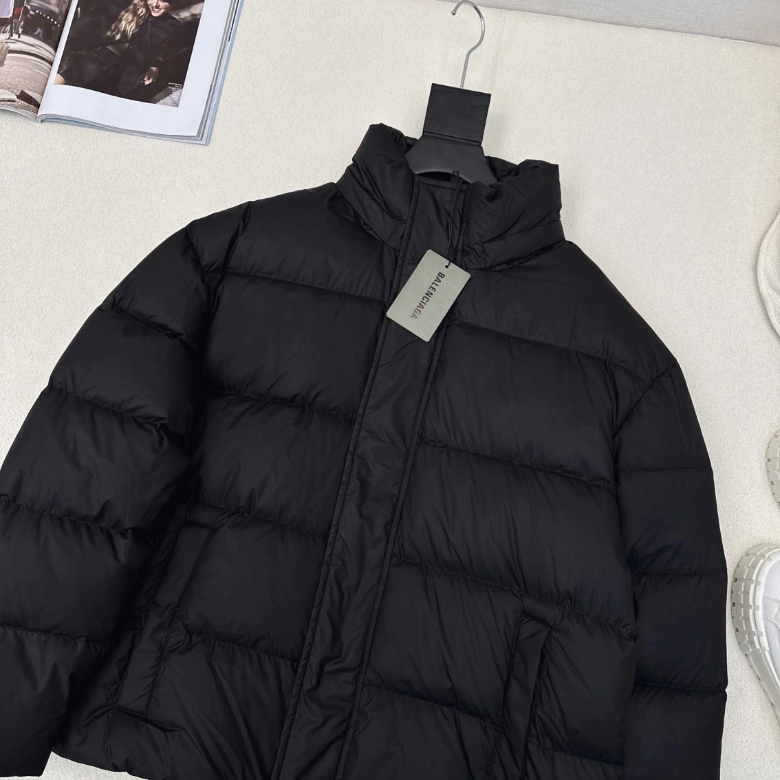 Balenciaga Down Jackets WellDesigned 98903