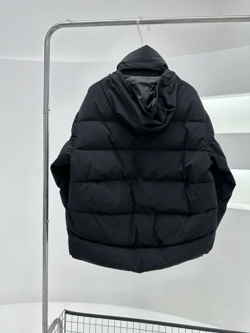 Unisex Balenciaga Down Jackets 98931