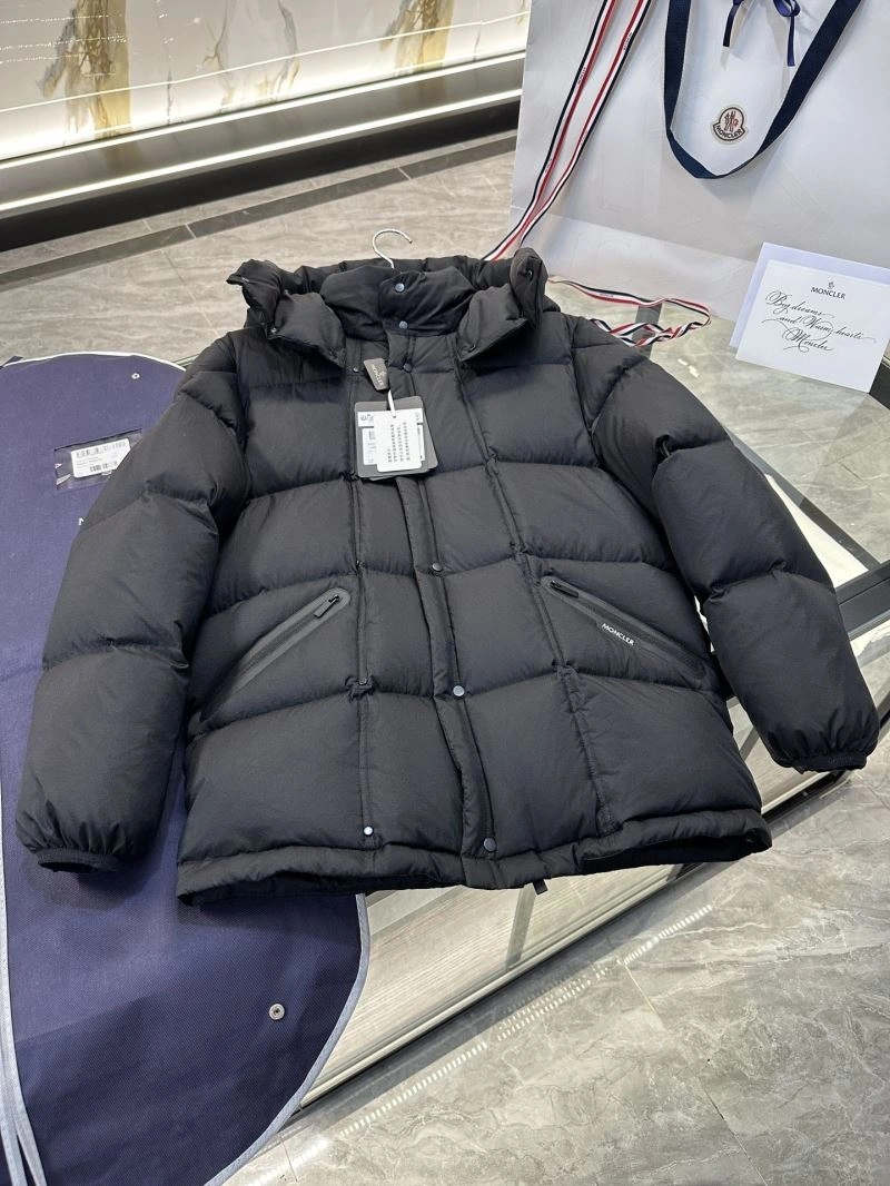 Balenciaga Down Jackets Sleek 98875