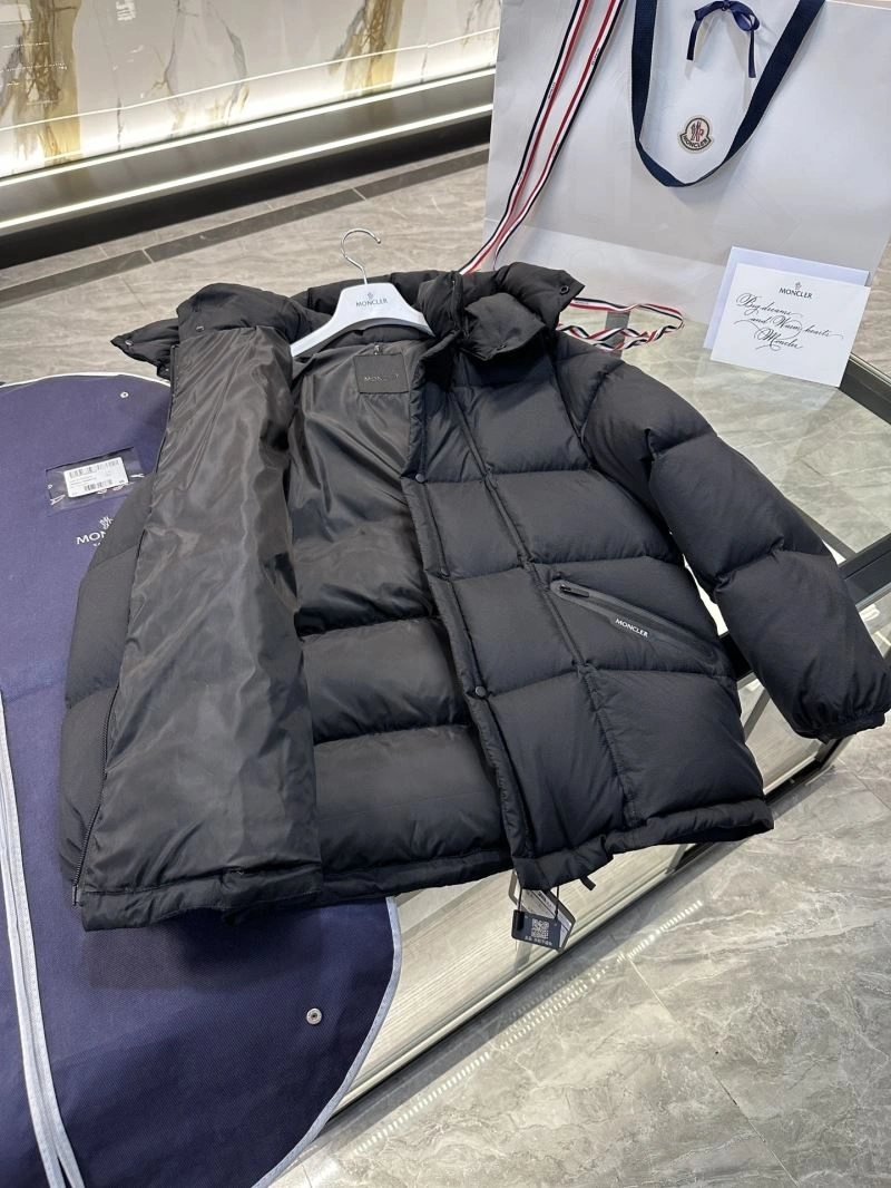 Balenciaga Down Jackets Sleek 98875
