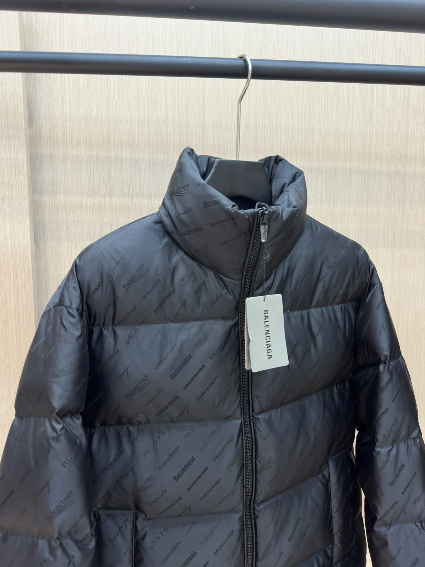 Balenciaga Down Jackets Cozy 98901