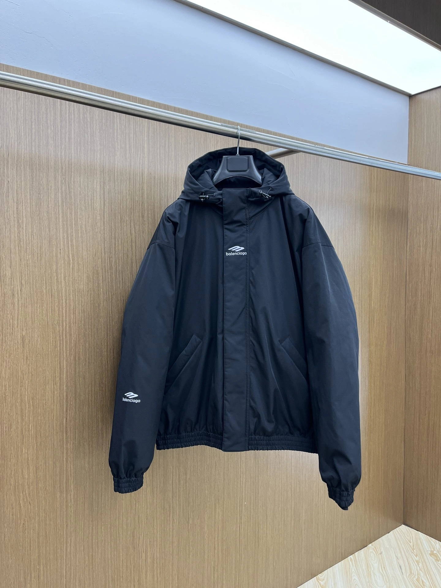 Balenciaga Down Jackets Youthful 98895