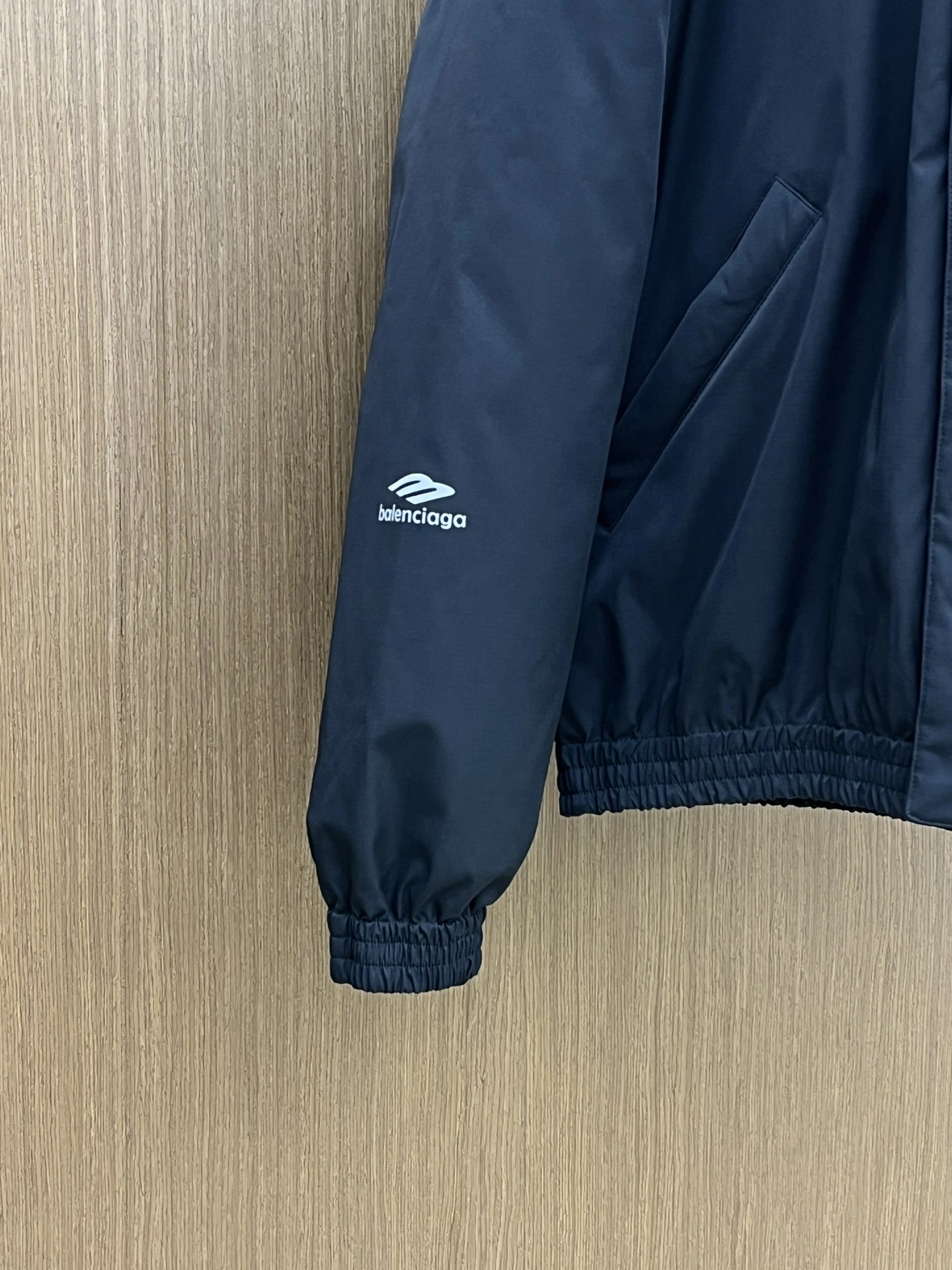 Balenciaga Down Jackets Youthful 98895