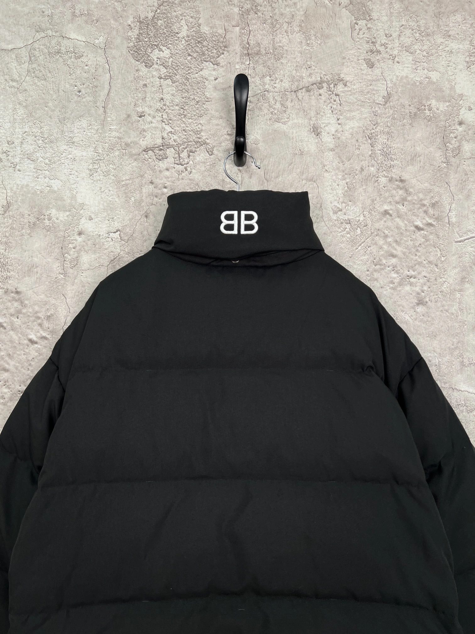Sporty Balenciaga Down Jackets 98896