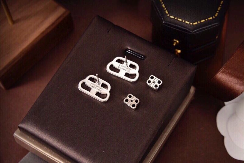 Balenciaga Earrings HighPerformance 215685