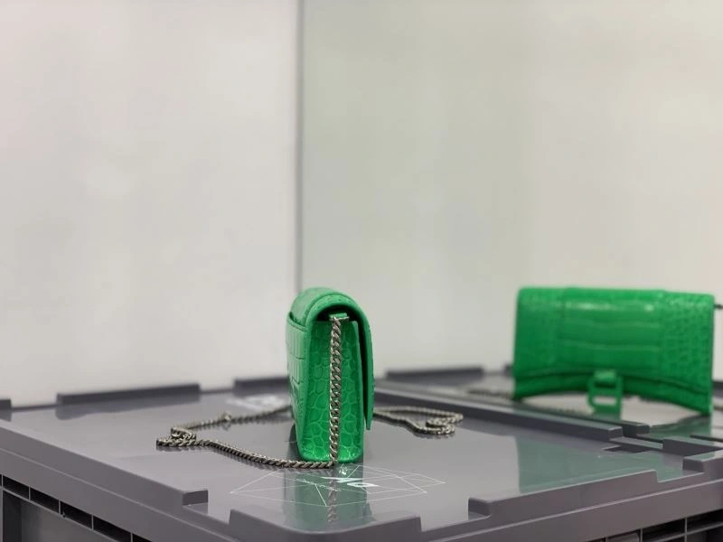 Balenciaga Electric Green Crocodile Hourglass Chain Bag Casual 72657