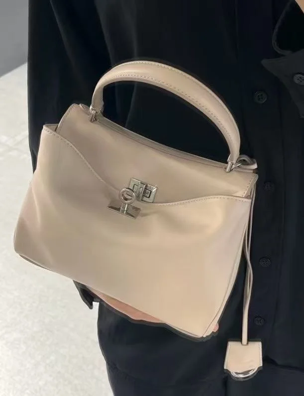 Timeless Balenciaga  Apricot Silver Buckle Handbag Series 38255