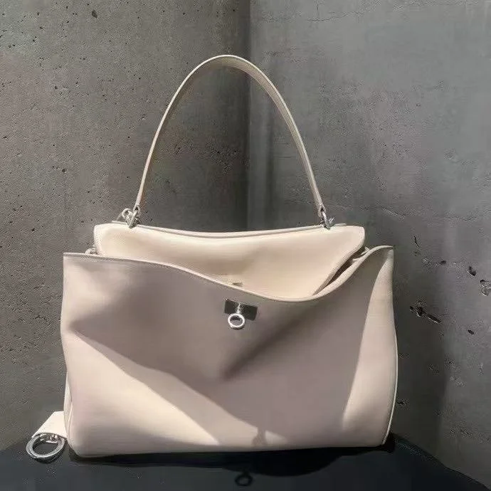 Timeless Balenciaga  Apricot Silver Buckle Handbag Series 38255