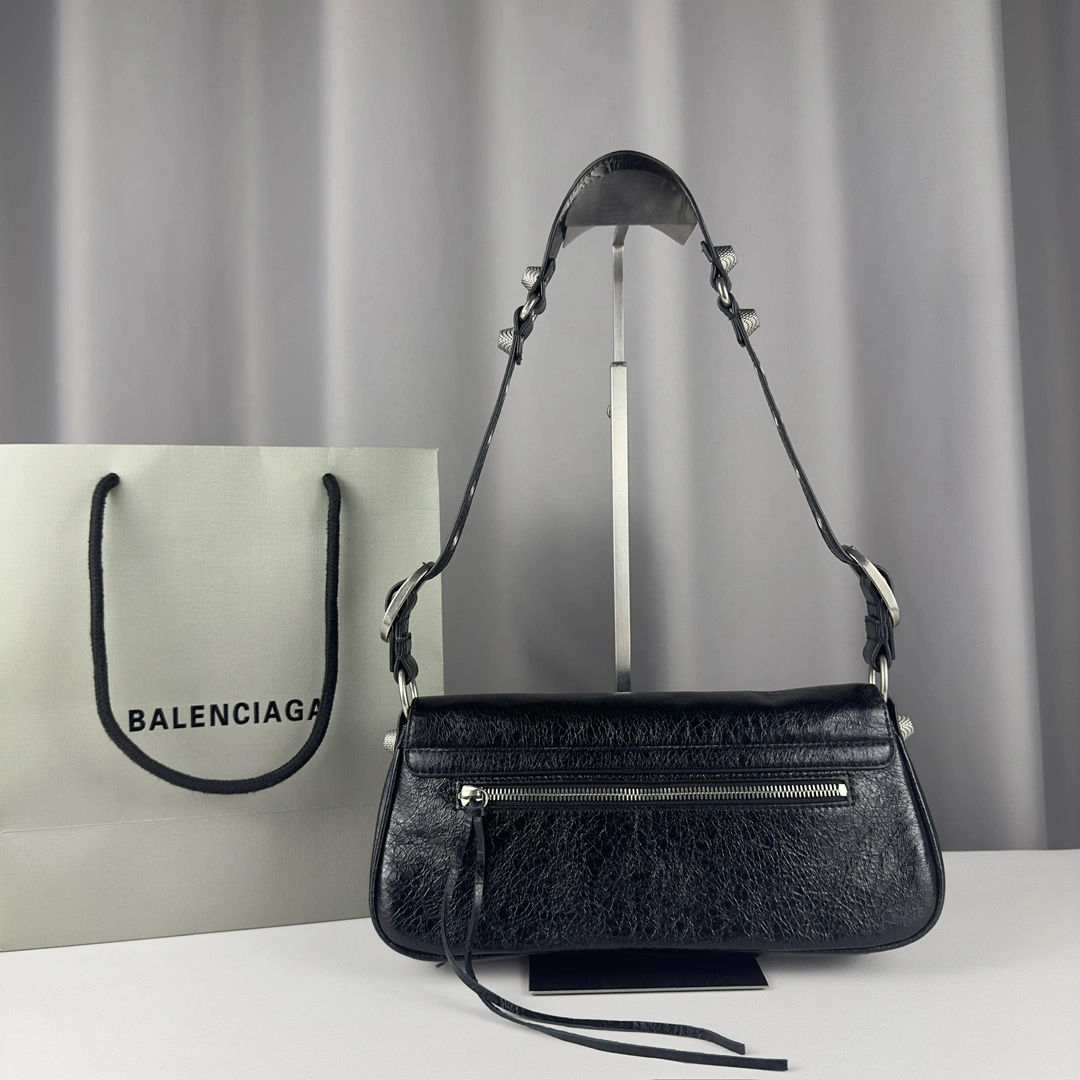 Durable Balenciaga Everyday Large Baguette Sling Bag in Lambskin 61106