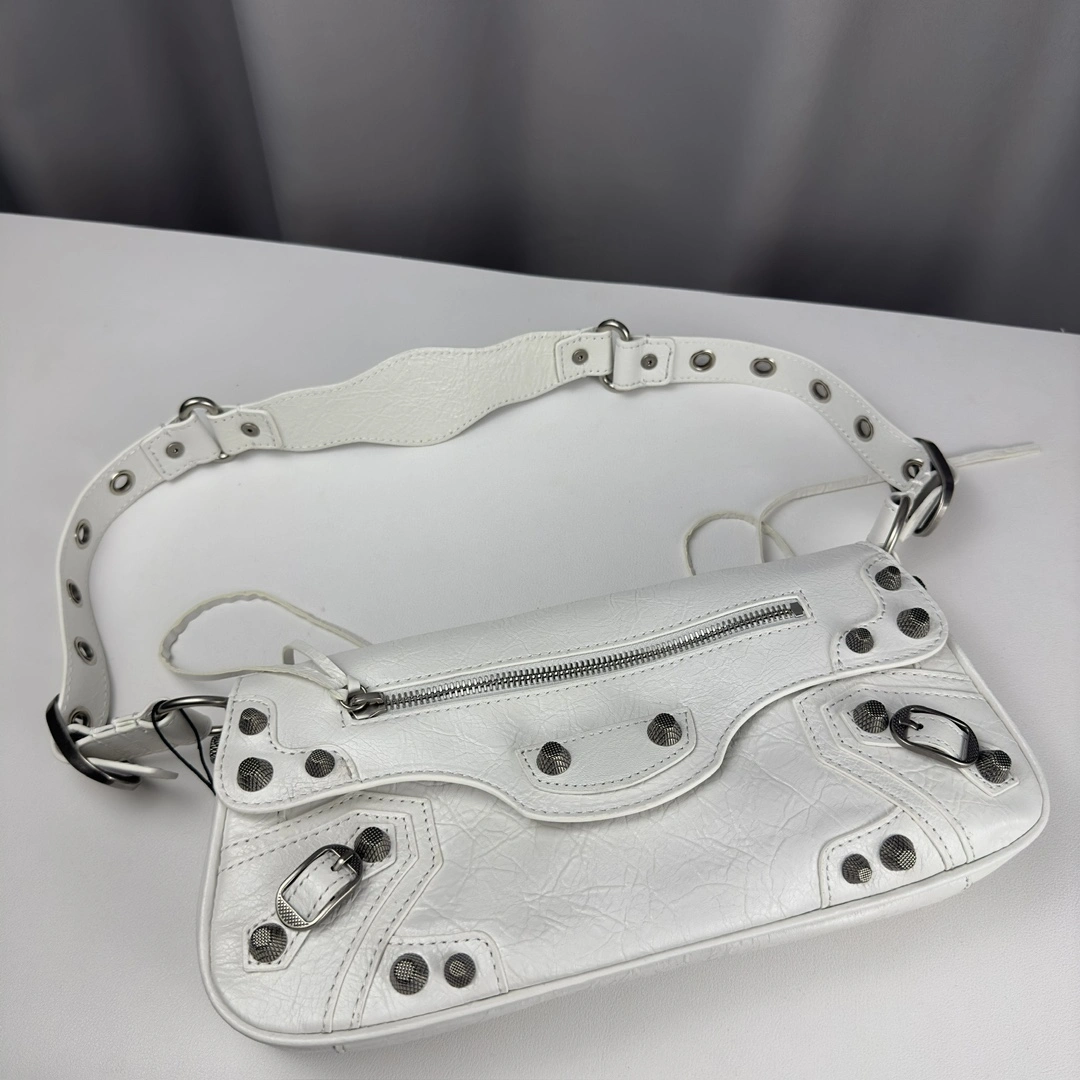 Minimalist Balenciaga Everyday Large Lambskin Sling Baguette Bag 61104