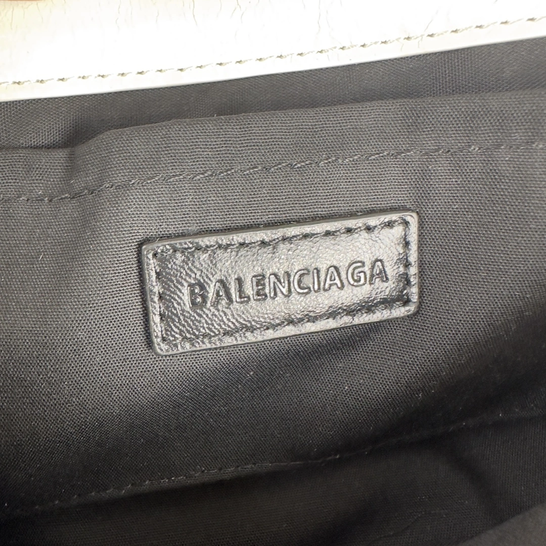 Minimalist Balenciaga Everyday Large Lambskin Sling Baguette Bag 61104