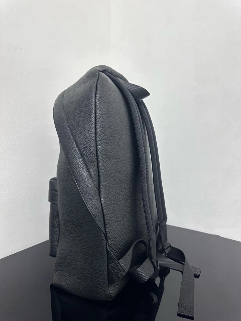 Balenciaga Everyday Luxe Calfskin Large Backpack Durable 72726