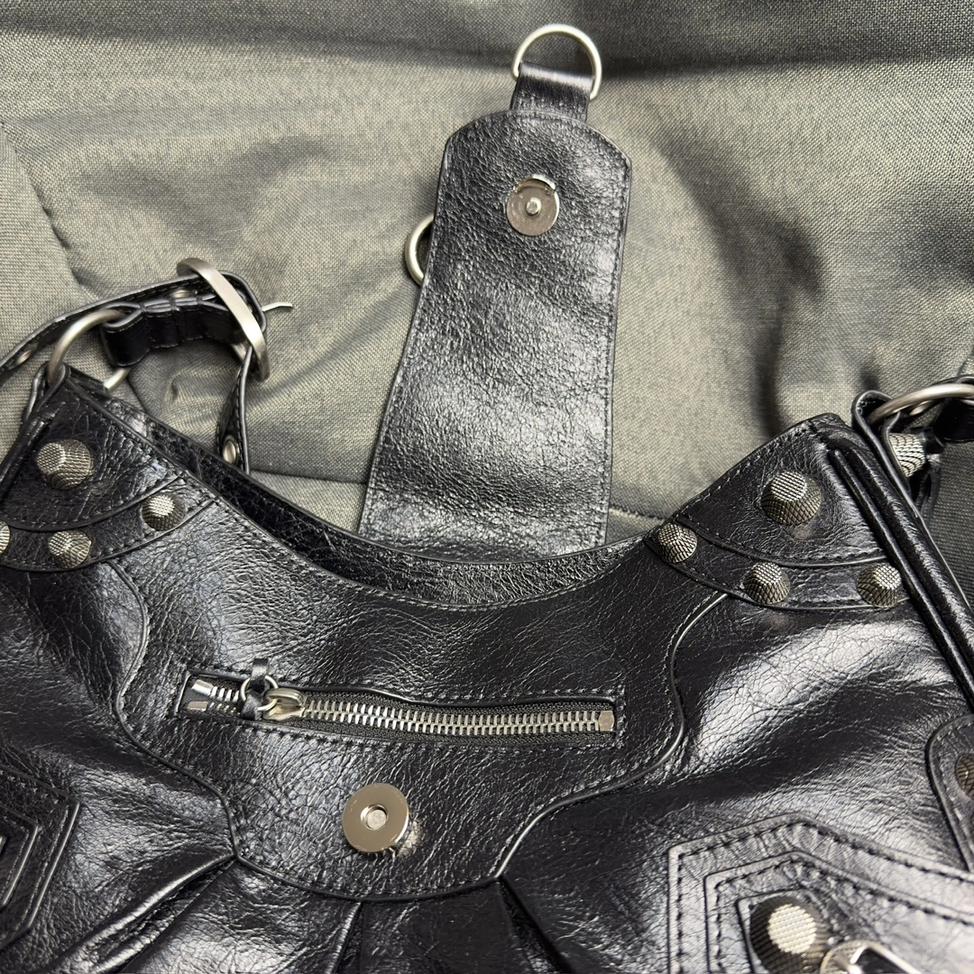 OnTrend Balenciaga Exploded Lambskin Le Cagole Half-Moon Bag 61116