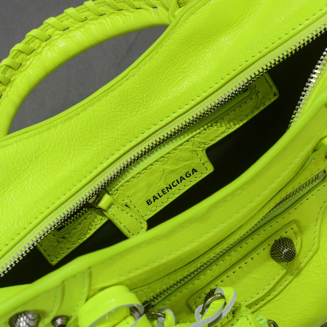 Balenciaga Fluorescent Green Neo Cagole Heart Mirror Bag Sophisticated 60974