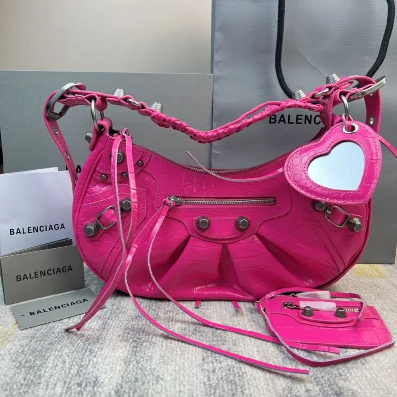 Balenciaga Fuchsia CrocodileBalenciaga Le Cagole Half Moon Bag Comfortable 38374