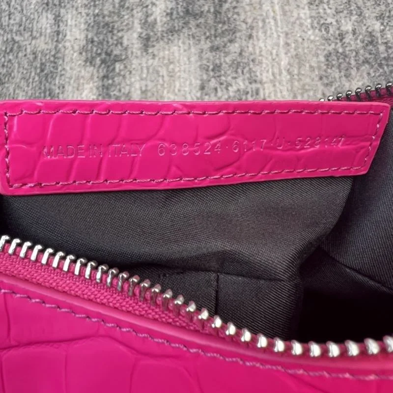 Balenciaga Fuchsia CrocodileBalenciaga Le Cagole Half Moon Bag Comfortable 38374