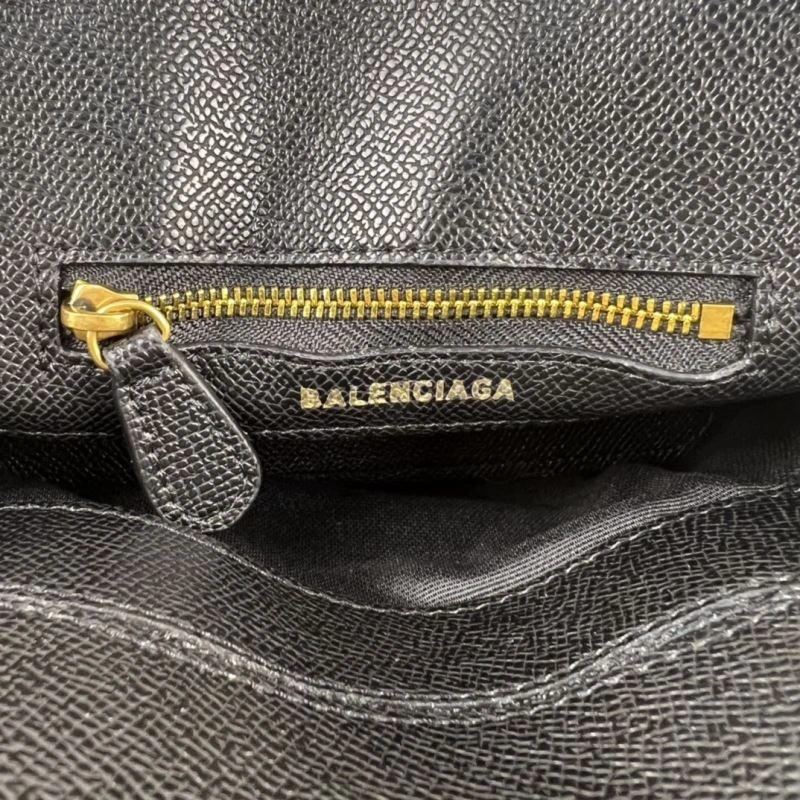 BestValue Balenciaga Golden Logo Shell Bag - Autumn Winter Edition 78315