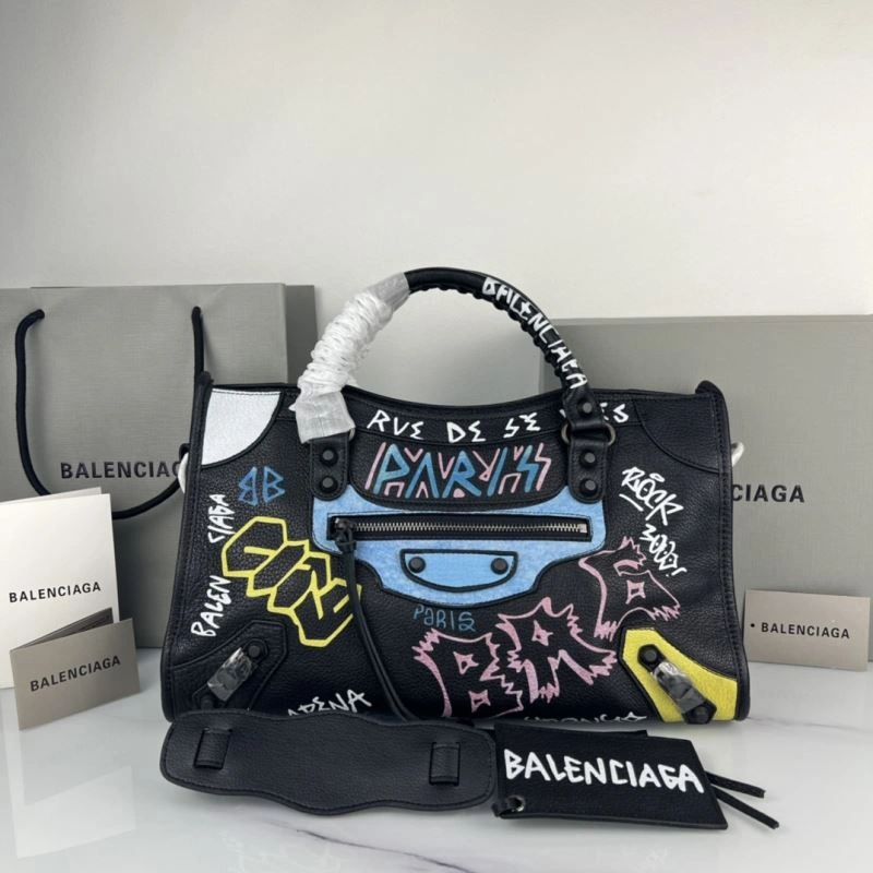 Fashionable Balenciaga Graffiti 38cm Crossbody Handbag in Italian Goat Leather 78761