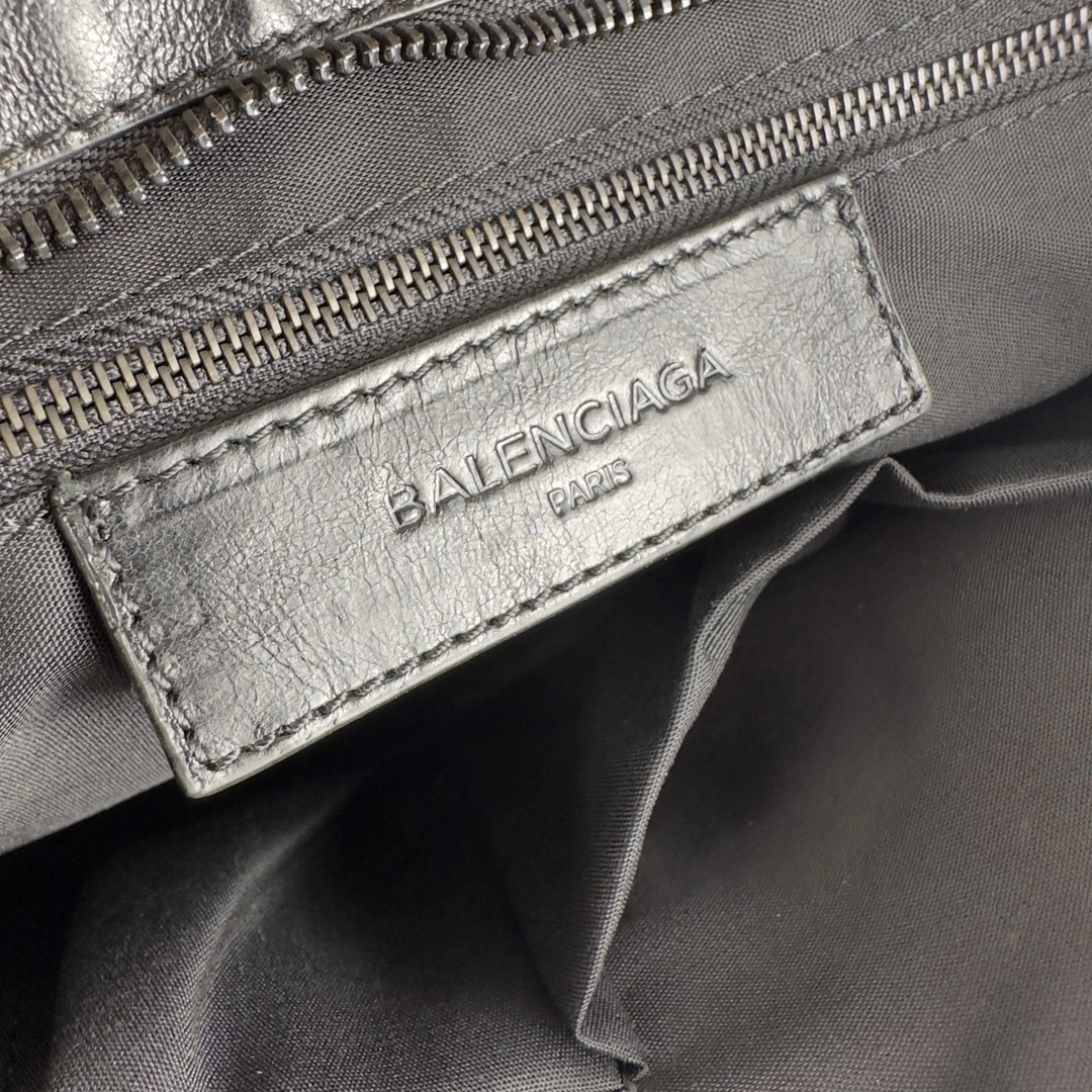 Balenciaga Graffiti Mini City Lambskin Replica Bag MoistureWicking 61071