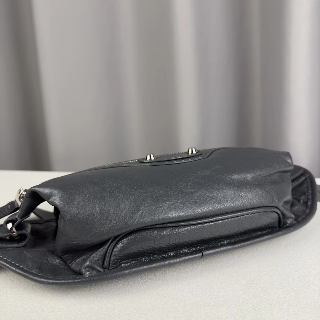 Balenciaga Gray Cracked Lambskin Motorcycle Chest Bag Supportive 60848