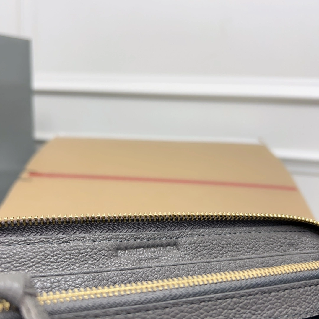 Balenciaga Gray Retro Zip Goat Leather Motorcycle Wallet UrbanChic 60842