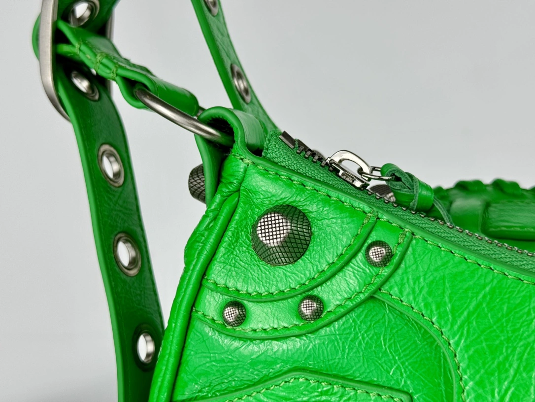 Balenciaga Green Oil Wax Le Cagole Half-Moon Dumpling Bag TechFriendly 61069