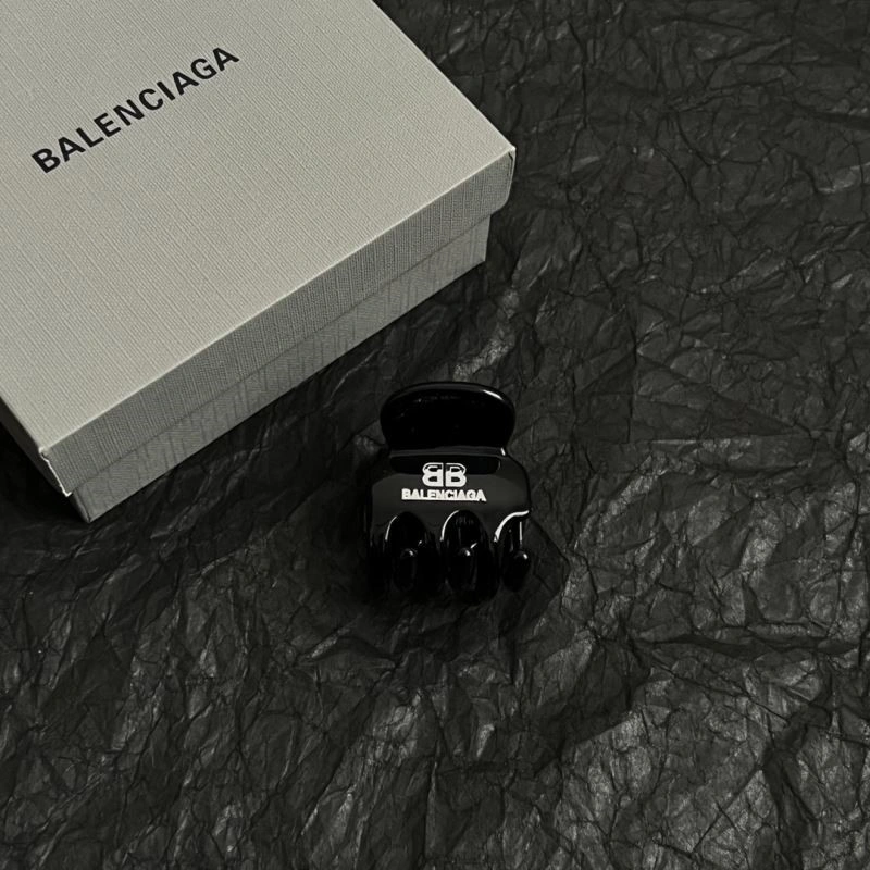 Breathable Balenciaga Hairpins 215499